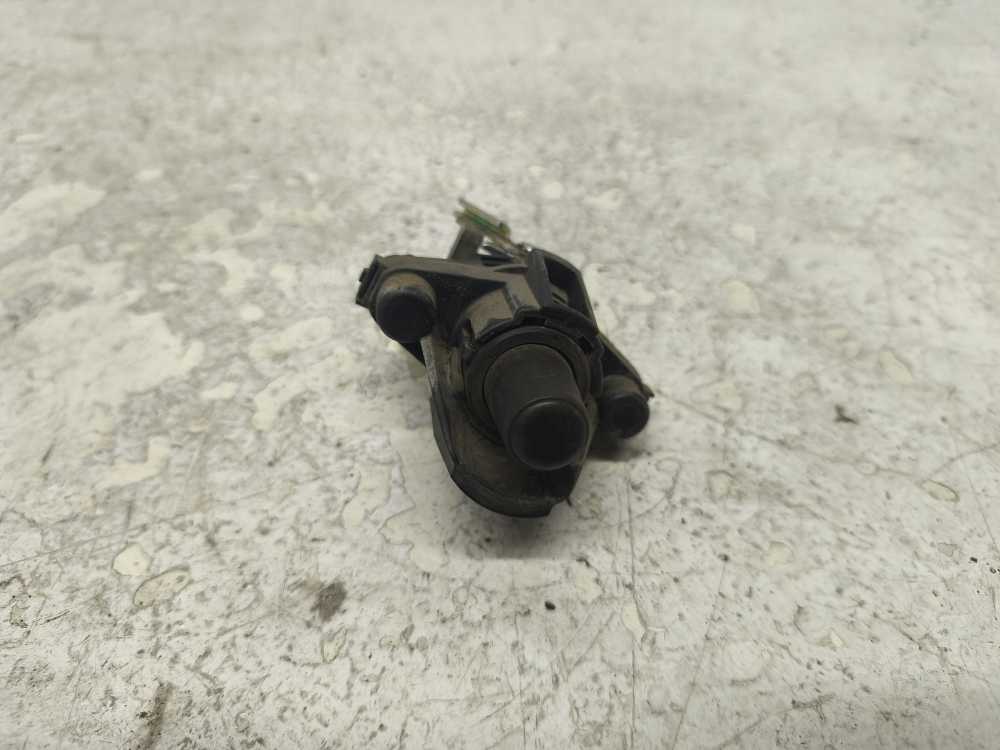 POIGNEE DE HAYON TOYOTA - Vue 1